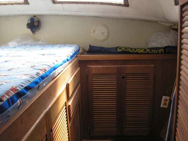 Starboard forward double bunk
